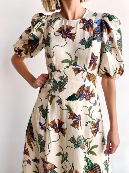 Gracefully Styled Dress for Any Occasion