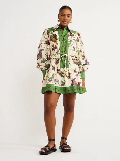 Classic Vintage Dress with a Flattering Fit