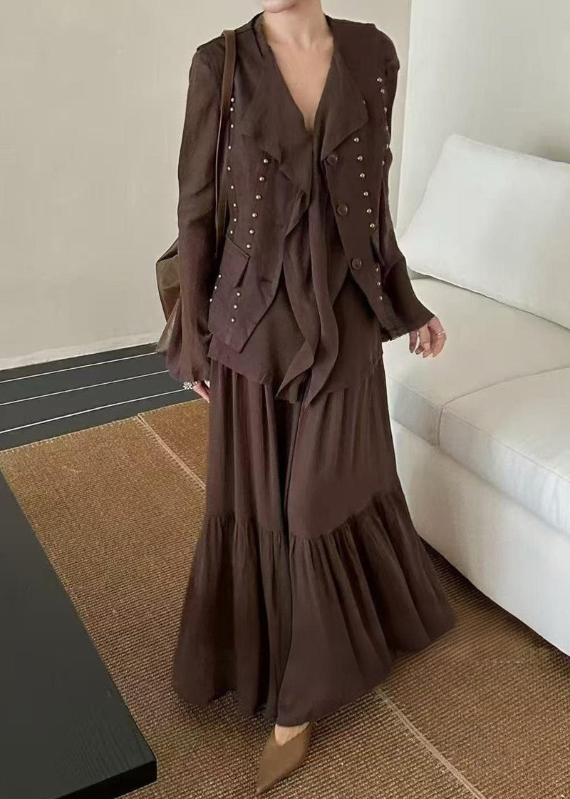 Effortlessly Elegant Top with a Timeless Design