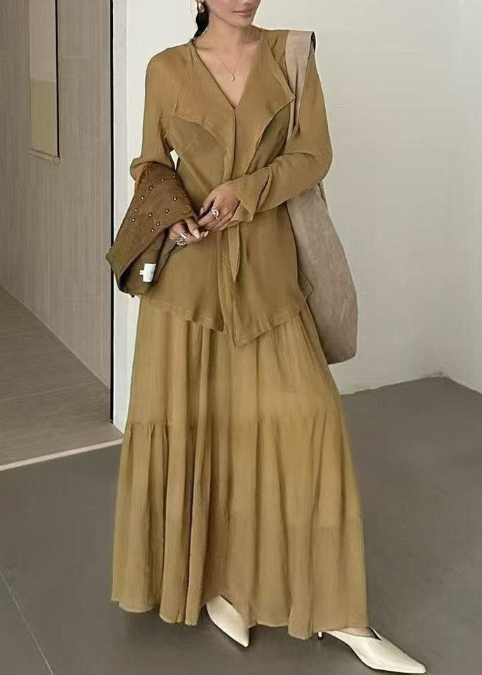 Effortlessly Elegant Top with a Timeless Design