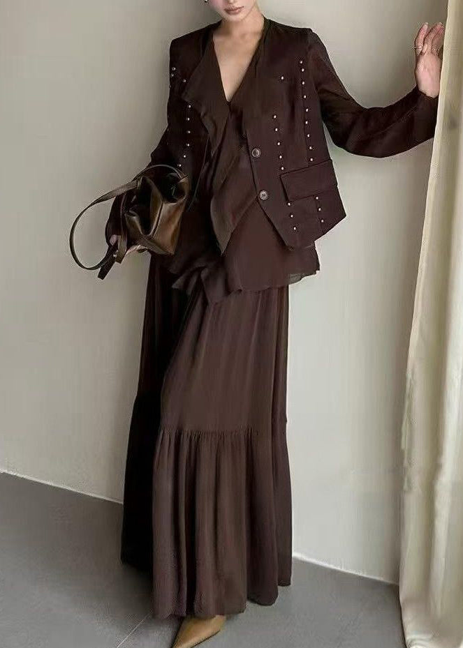 Effortlessly Elegant Top with a Timeless Design