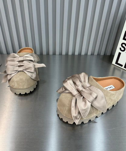 Graceful Orthopedic Slippers for Modern Look