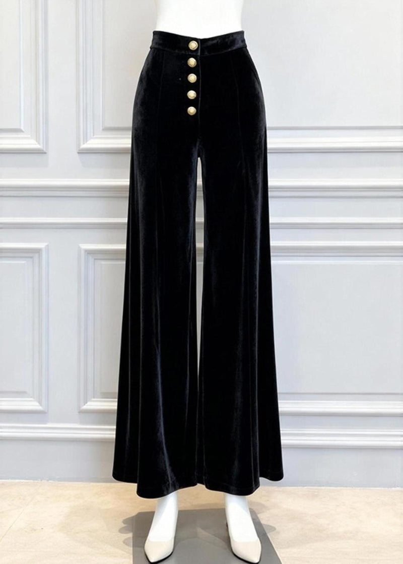 Effortlessly Elegant Pants with a Timeless Design