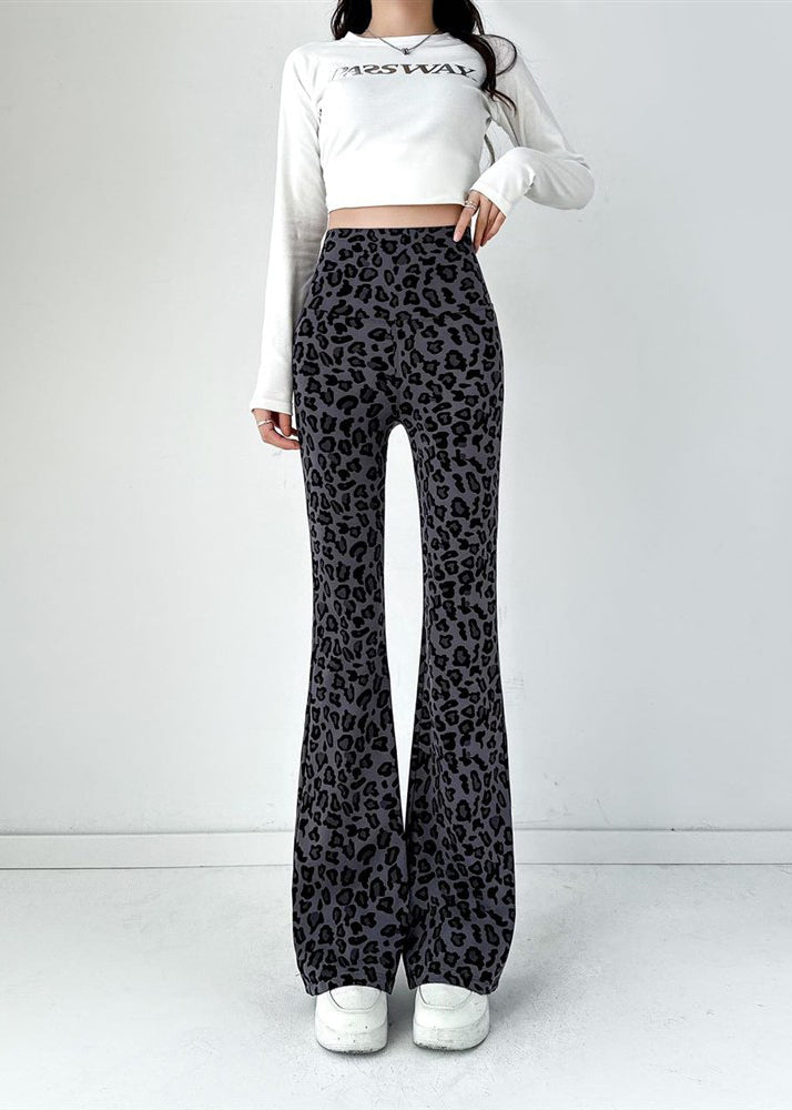 Polished Pants with an Effortless Classic Look