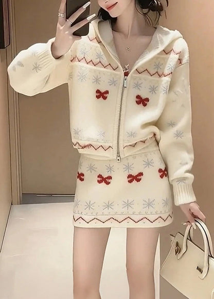 Classic Vintage Sweater with a Flattering Fit