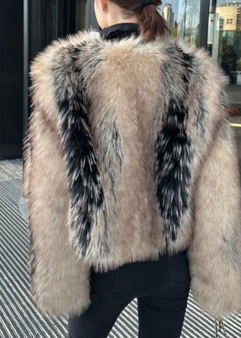 Beautifully Crafted Coat in a Classic Style