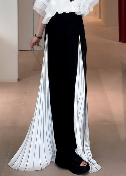 A Vintage Style Pants with Delicate Timeless Details