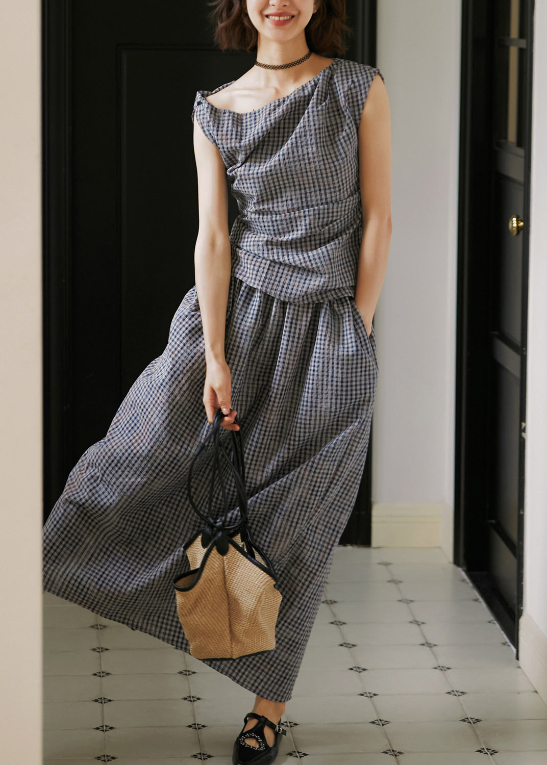 Effortlessly Elegant Garment with a Timeless Design