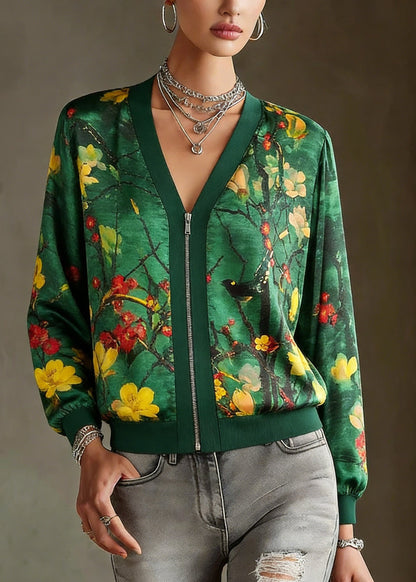 Beautifully Finished Coat in a Timeless Design