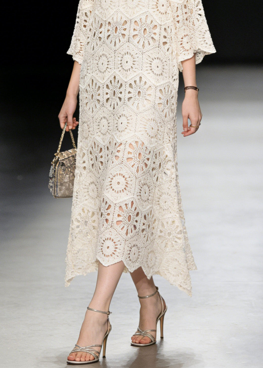 Classic Vintage & Enduringly Stylish Dress