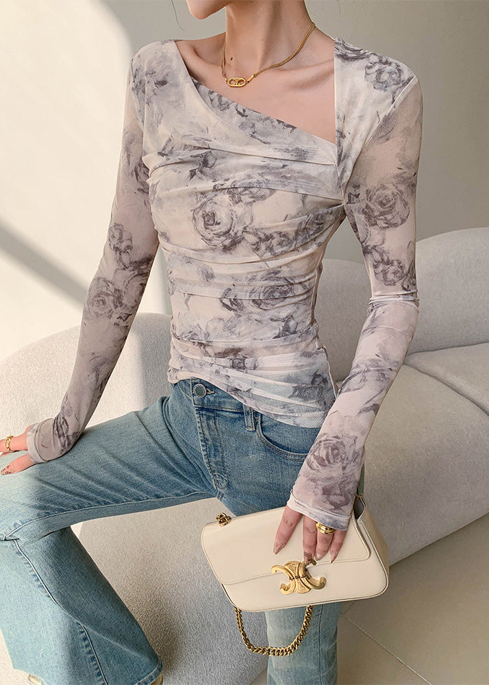 Classic Vintage T-Shirt with a Flattering Fit