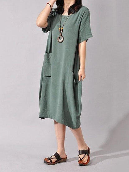Sophisticated Dress with a Clean Classic Look