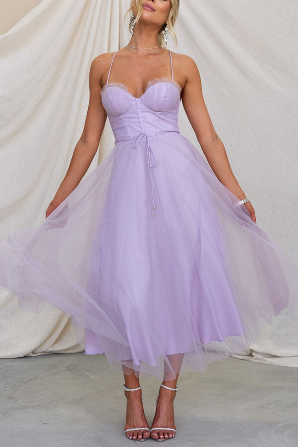 Beautifully Crafted Dress in a Classic Style