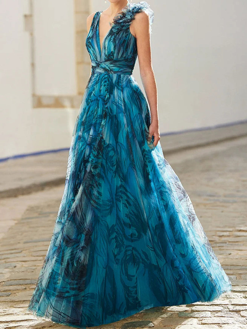 Gracefully Styled Dress for Any Occasion