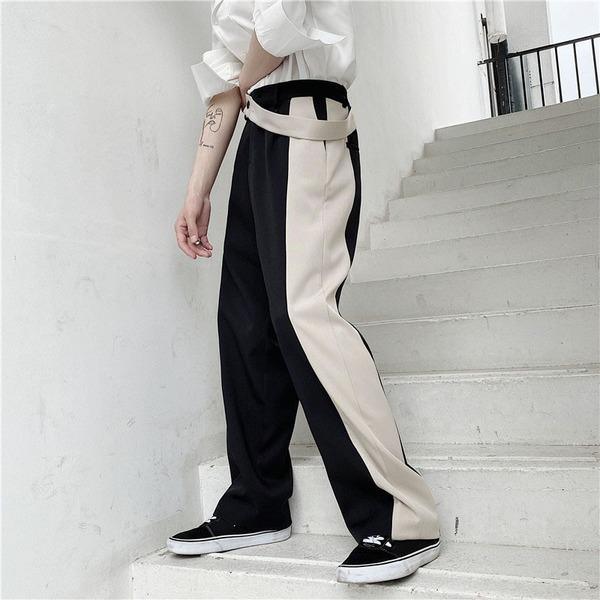 Effortlessly Elegant Pants with a Timeless Design