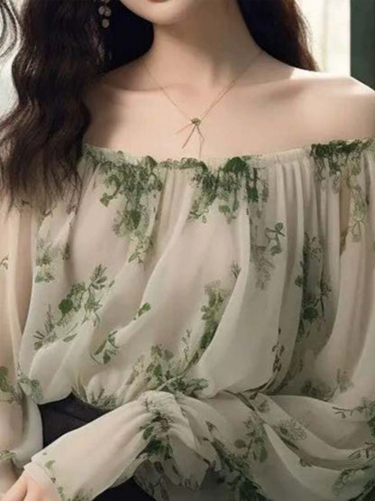 A Vintage Style Shirt with Delicate Timeless Details