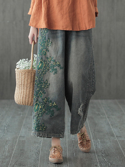 Classic Vintage Pants with a Flattering Fit