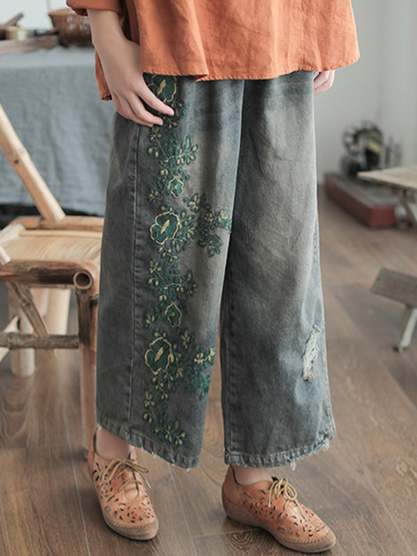 Classic Vintage Pants with a Flattering Fit