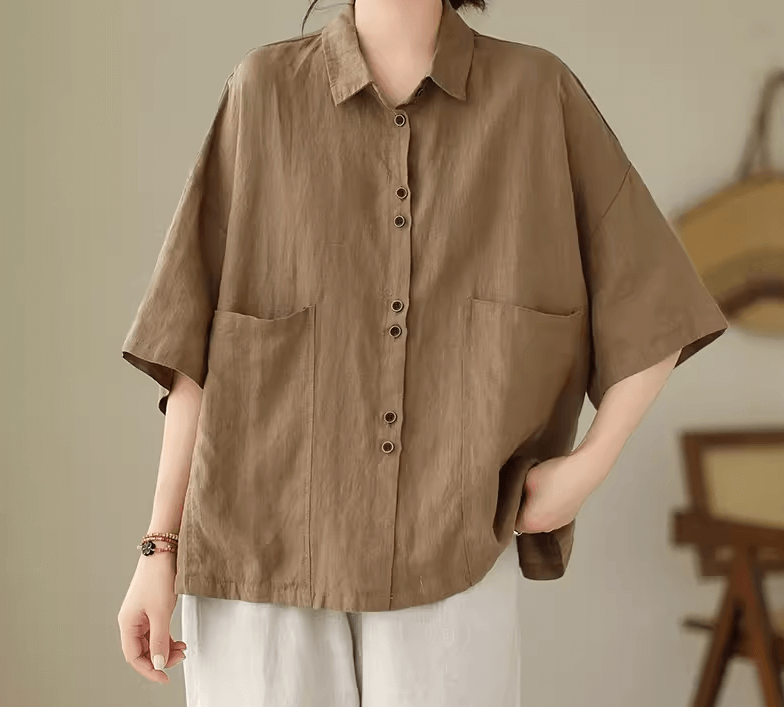 Classic Vintage Shirt with a Flattering Fit