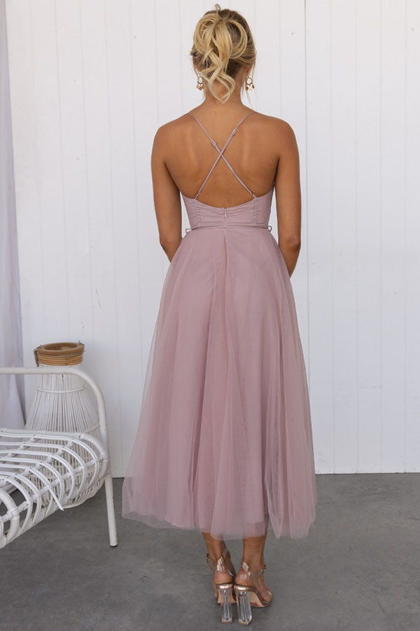 Beautifully Crafted Dress in a Classic Style