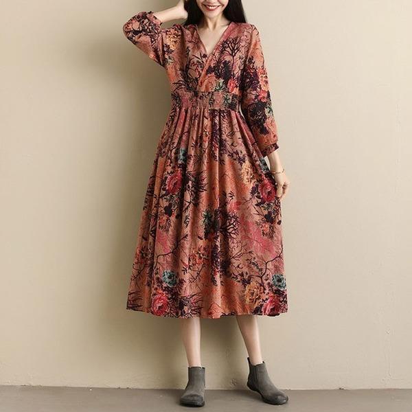Beautifully Crafted Dress in a Classic Style