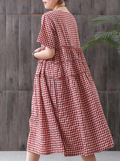 Well Tailored Dress with a Graceful Silhouette