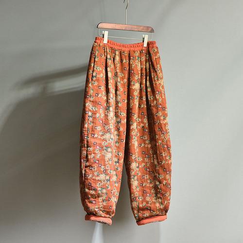 Elegantly Styled Trousers for Everyday Wear