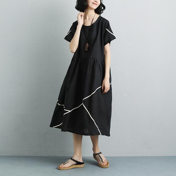 Sophisticated Dress with a Clean Classic Look