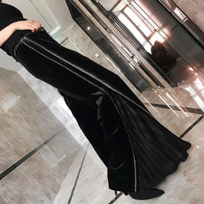 Elegantly Styled Pants for Everyday Wear