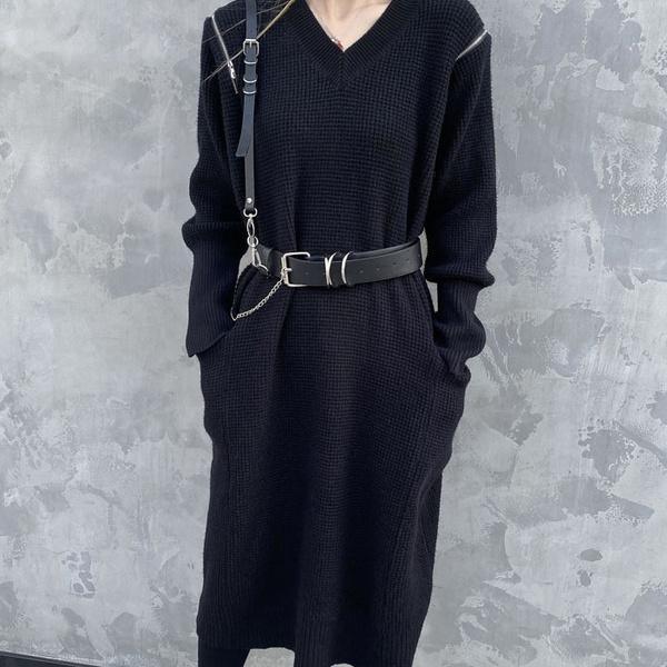 Well Tailored Pullover with a Graceful Silhouette