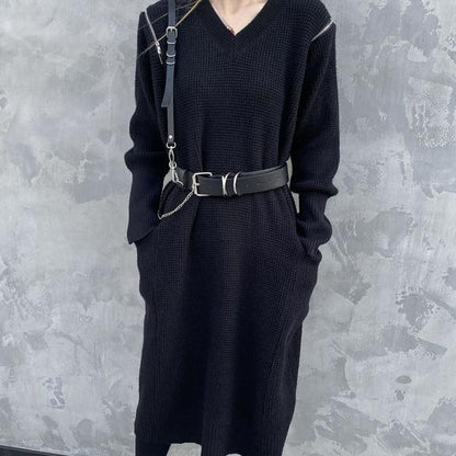 Well Tailored Pullover with a Graceful Silhouette