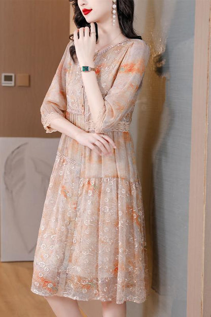 Gracefully Styled Dress for Any Occasion