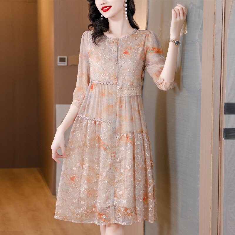Gracefully Styled Dress for Any Occasion
