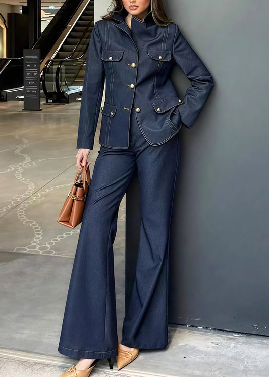 Classic Vintage Pants with a Flattering Fit
