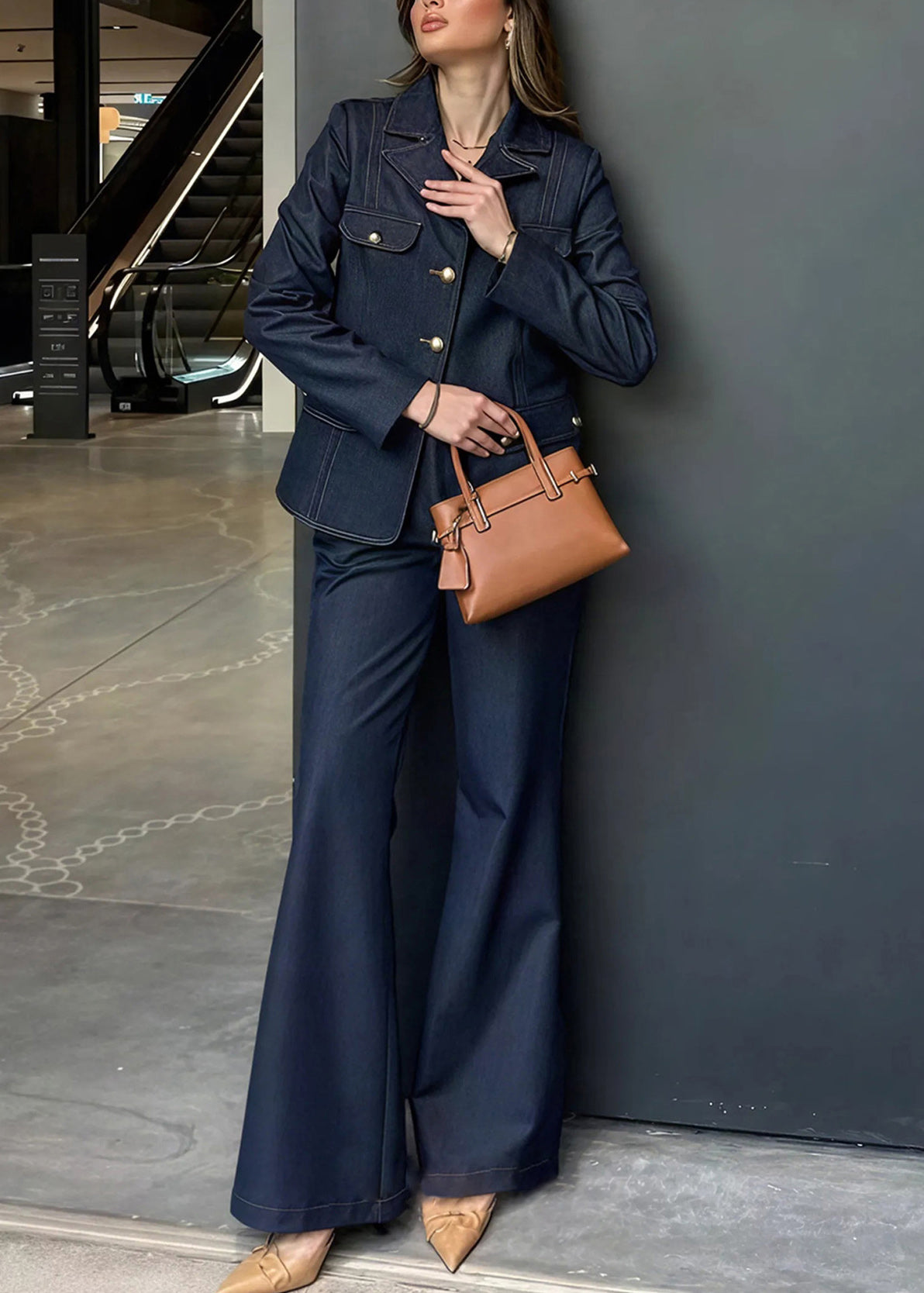 Classic Vintage Pants with a Flattering Fit