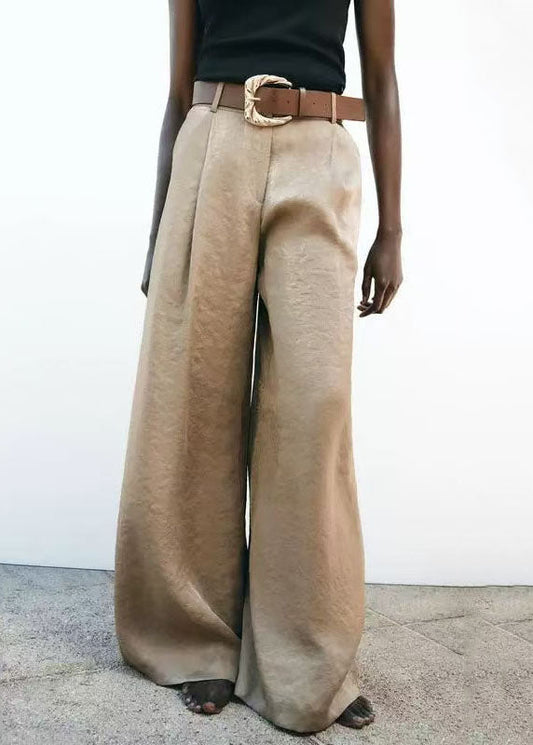 Sophisticated Pants with a Clean Classic Look