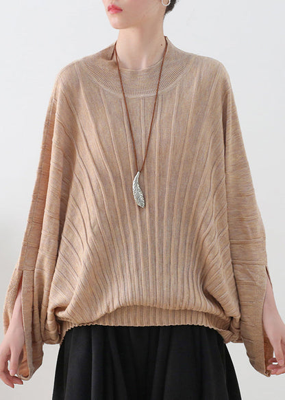Effortlessly Elegant Top with a Timeless Design