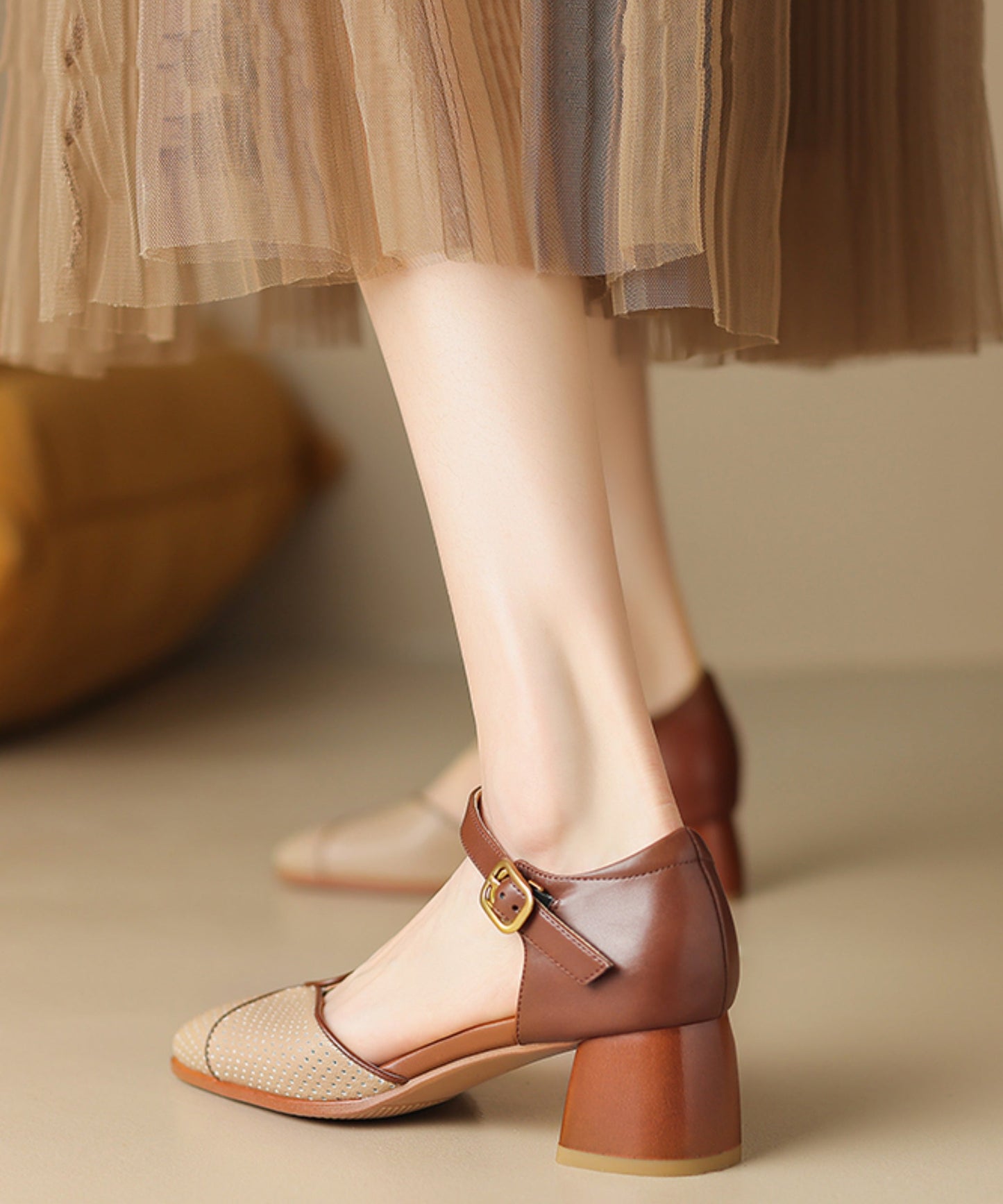 Graceful Orthopedic Sandals for Modern Look