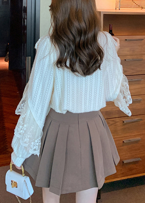 Classic Vintage Shirt with a Flattering Fit