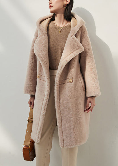 Elegantly Styled Coat for Everyday Wear