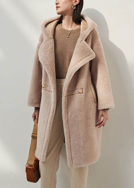 Elegantly Styled Coat for Everyday Wear