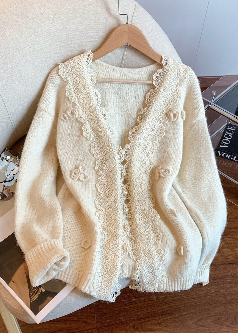 Elegantly Styled Coat for Everyday Wear