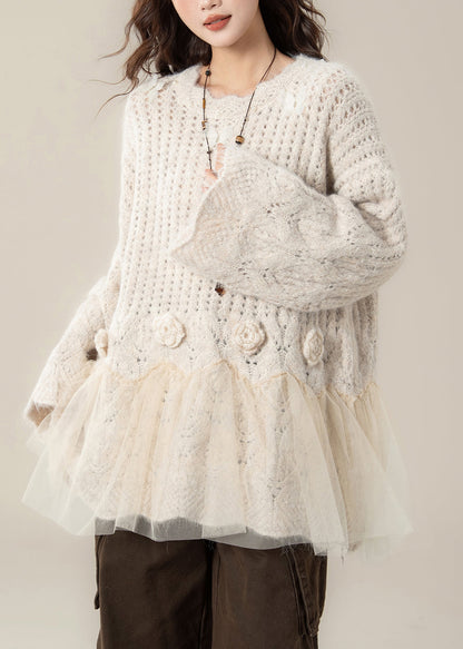 Classic Vintage Sweater with a Flattering Fit