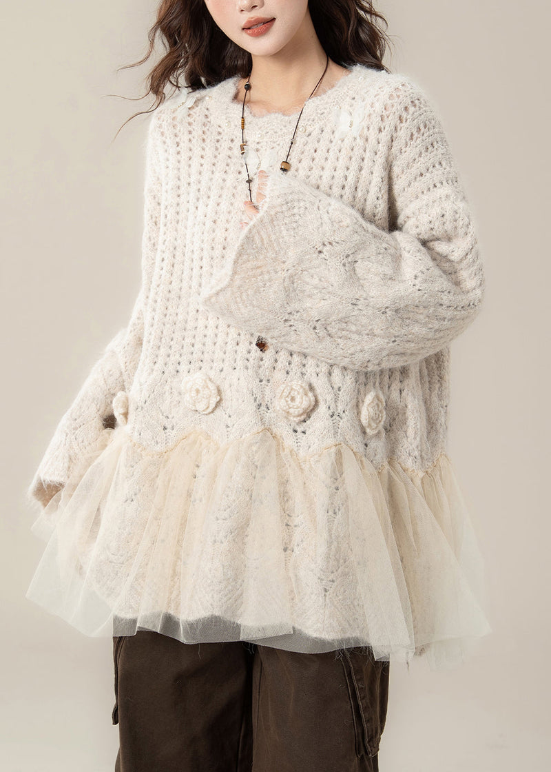 Classic Vintage Sweater with a Flattering Fit