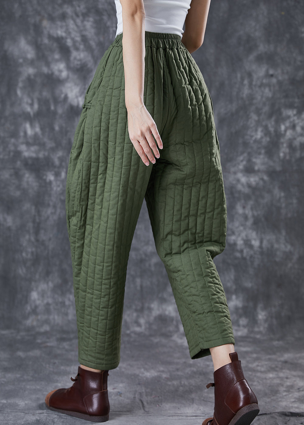 Beautifully Finished Pants in a Timeless Design