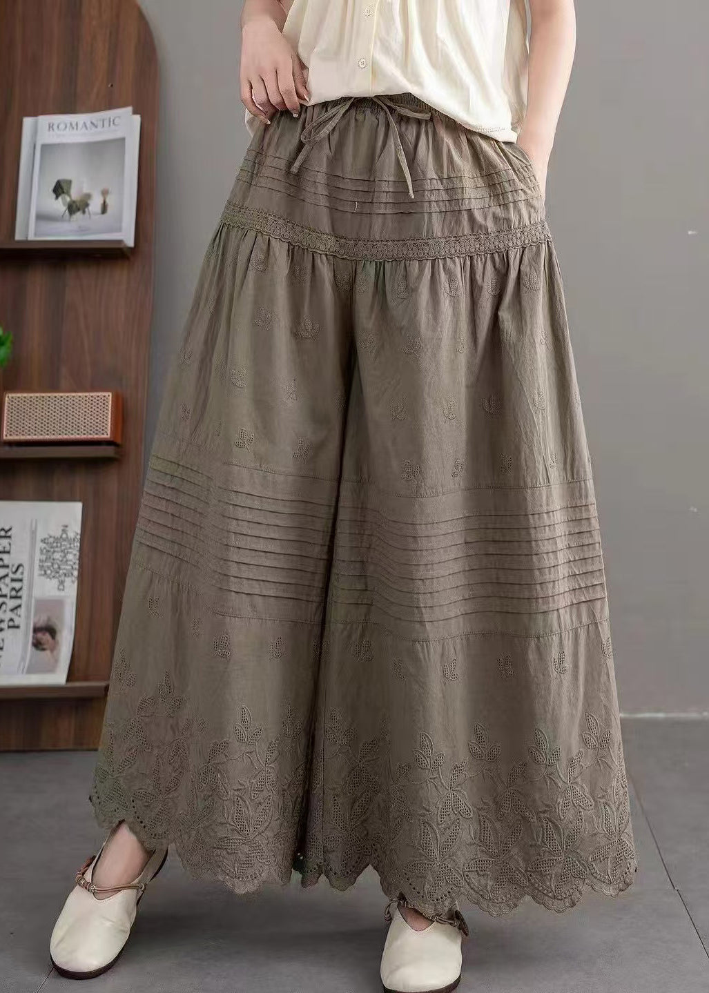 Sophisticated Pants with a Clean Classic Look