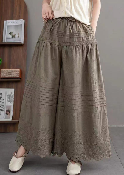 Sophisticated Pants with a Clean Classic Look