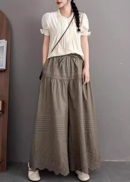 Sophisticated Pants with a Clean Classic Look