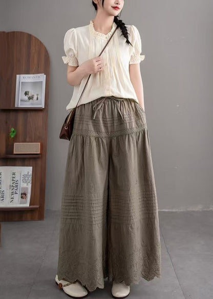 Sophisticated Pants with a Clean Classic Look