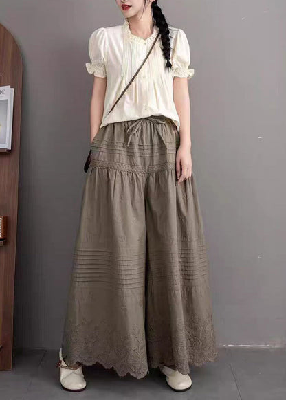 Sophisticated Pants with a Clean Classic Look